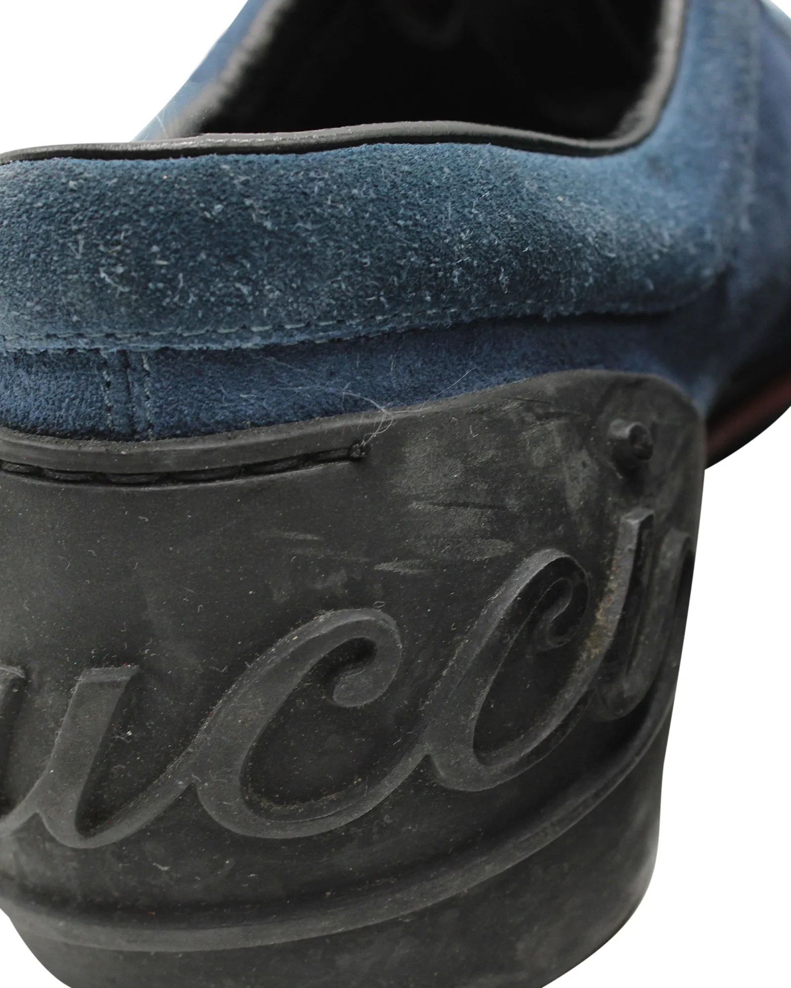 Gucci Low Top Sneakers in Blue Suede