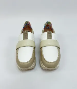 JOSE SAENZ Beige & White Loafer