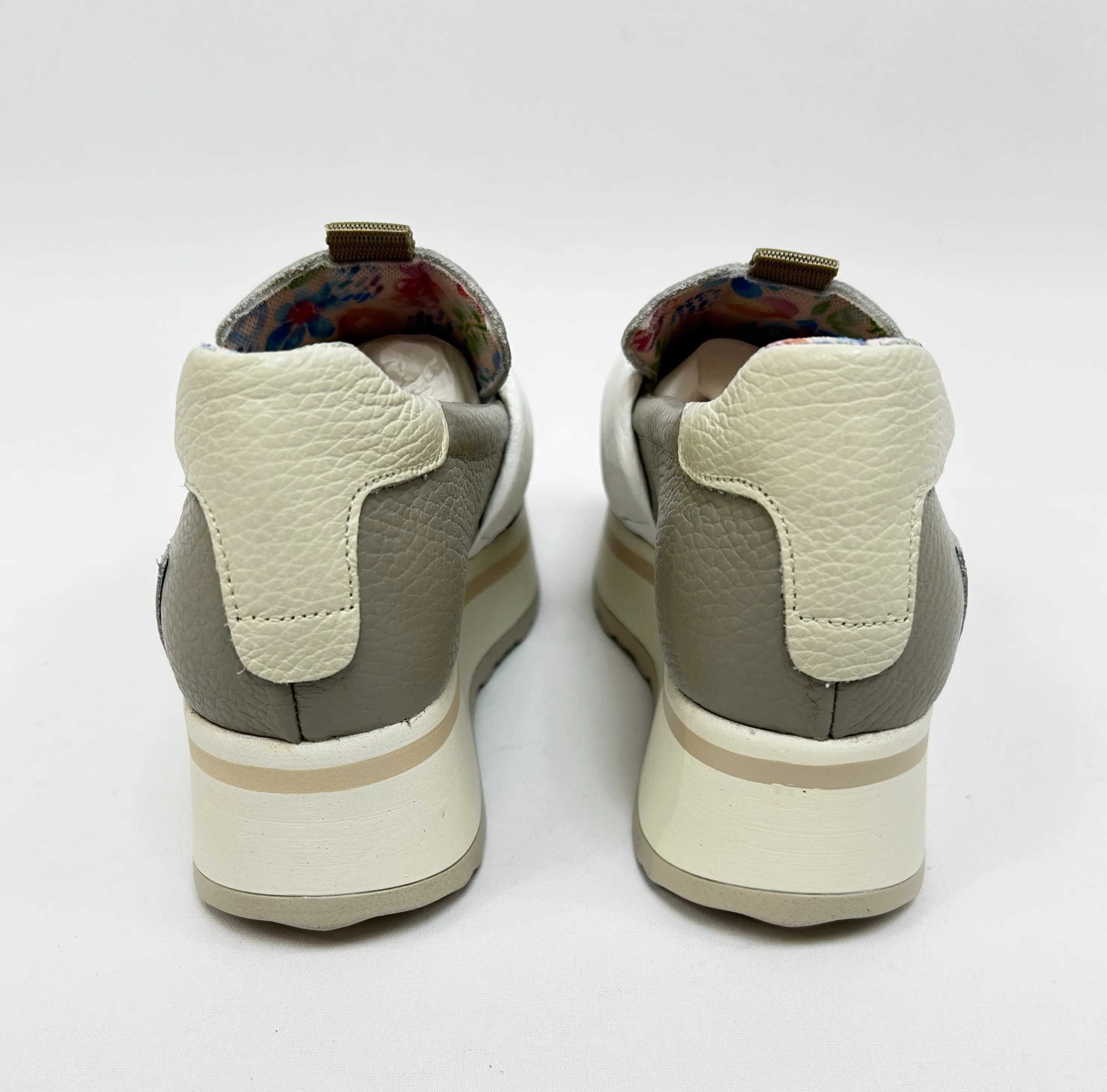 JOSE SAENZ Cream & Grey Loafer