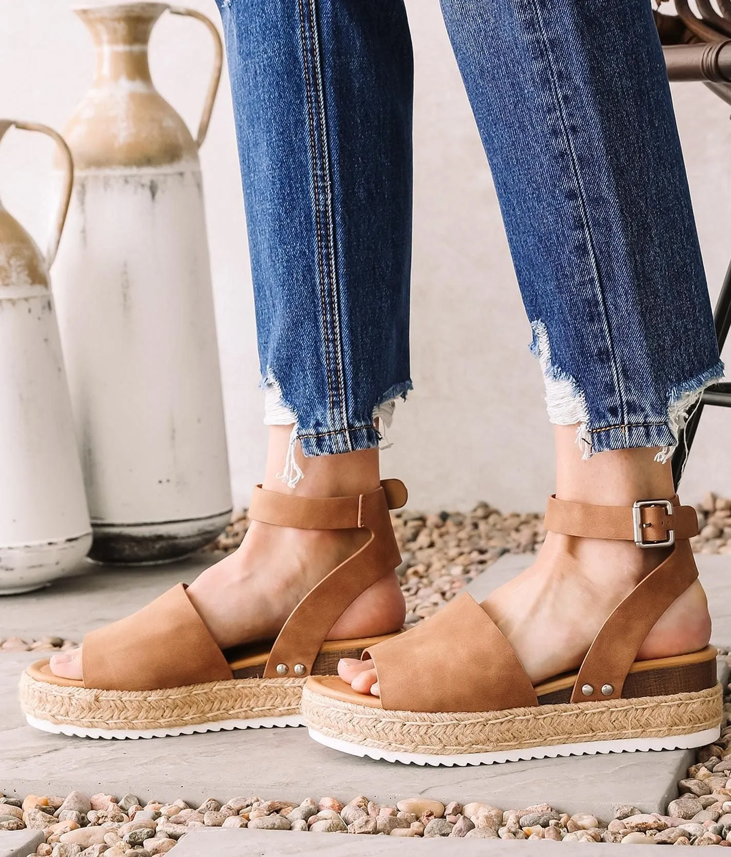 Soda Topic Tan Open Toe Buckle Ankle Strap Espadrilles Platform Heeled Sandal