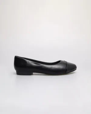 Tomaz NN575 Ladies Mini T-Charm Flats